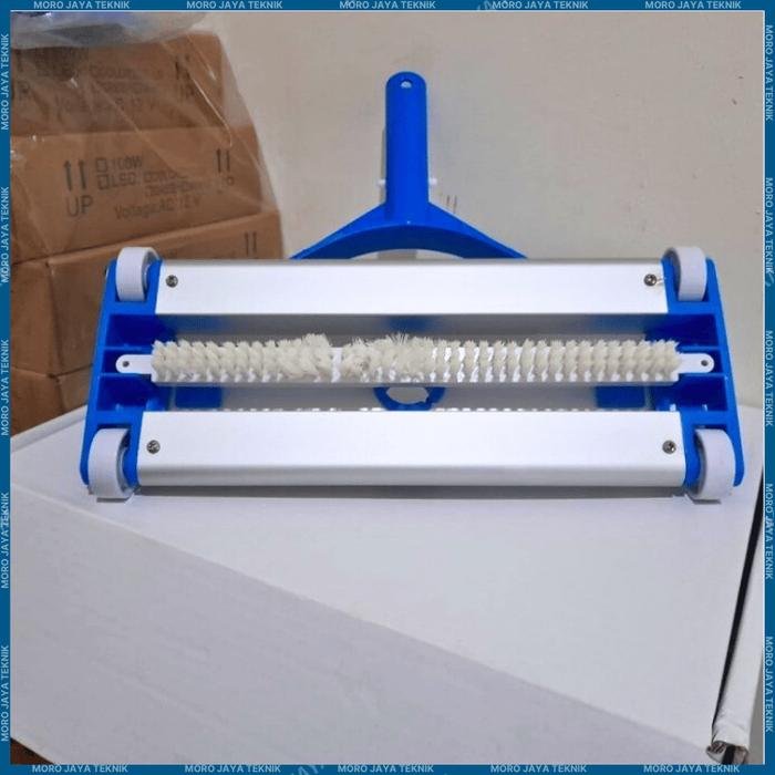 Vacuum Head Kolam Renang 9028BX Deluxe Large 44 cm 4 Roda Vacuum head kolam renang 9028BX aluminium 4 roda – foto 2