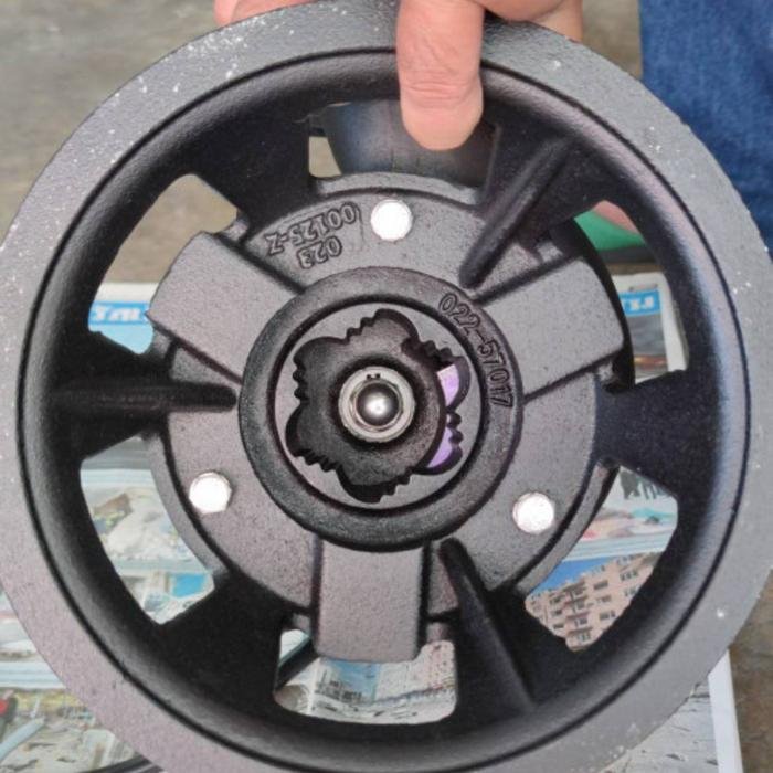 Pompa Celup Tsurumi 50C2.75 Cutter 0,75 kW 380V Air Limbah Outlet 2 Inci Pompa celup Tsurumi 50C2.75 cutter 0,75 kW 380V air limbah – foto 3